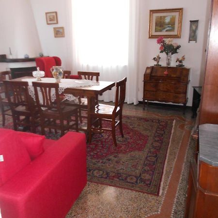 דירות ראפאלו La Casa Della Nonna מראה חיצוני תמונה